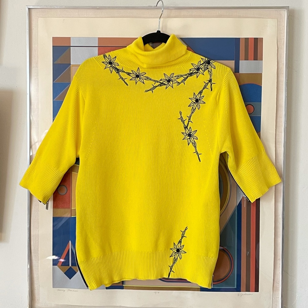 Sacai Yellow Turtleneck Barbwire Rose embroidery Side metal zippers sweater M